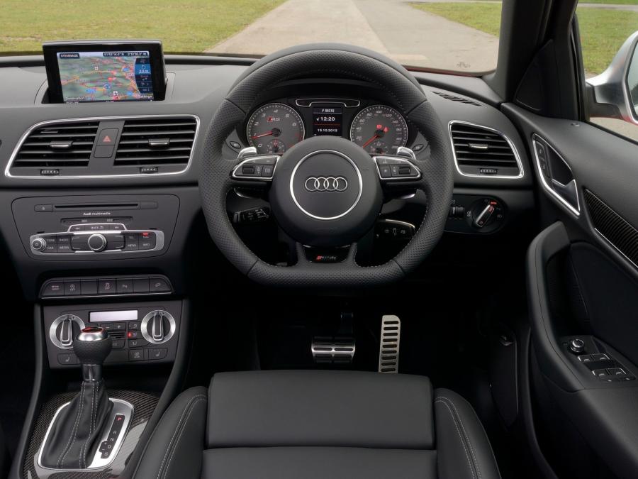 Торпедо Audi RS Q3 (8U) 2013 года  (UK) (фото 7 из 19)